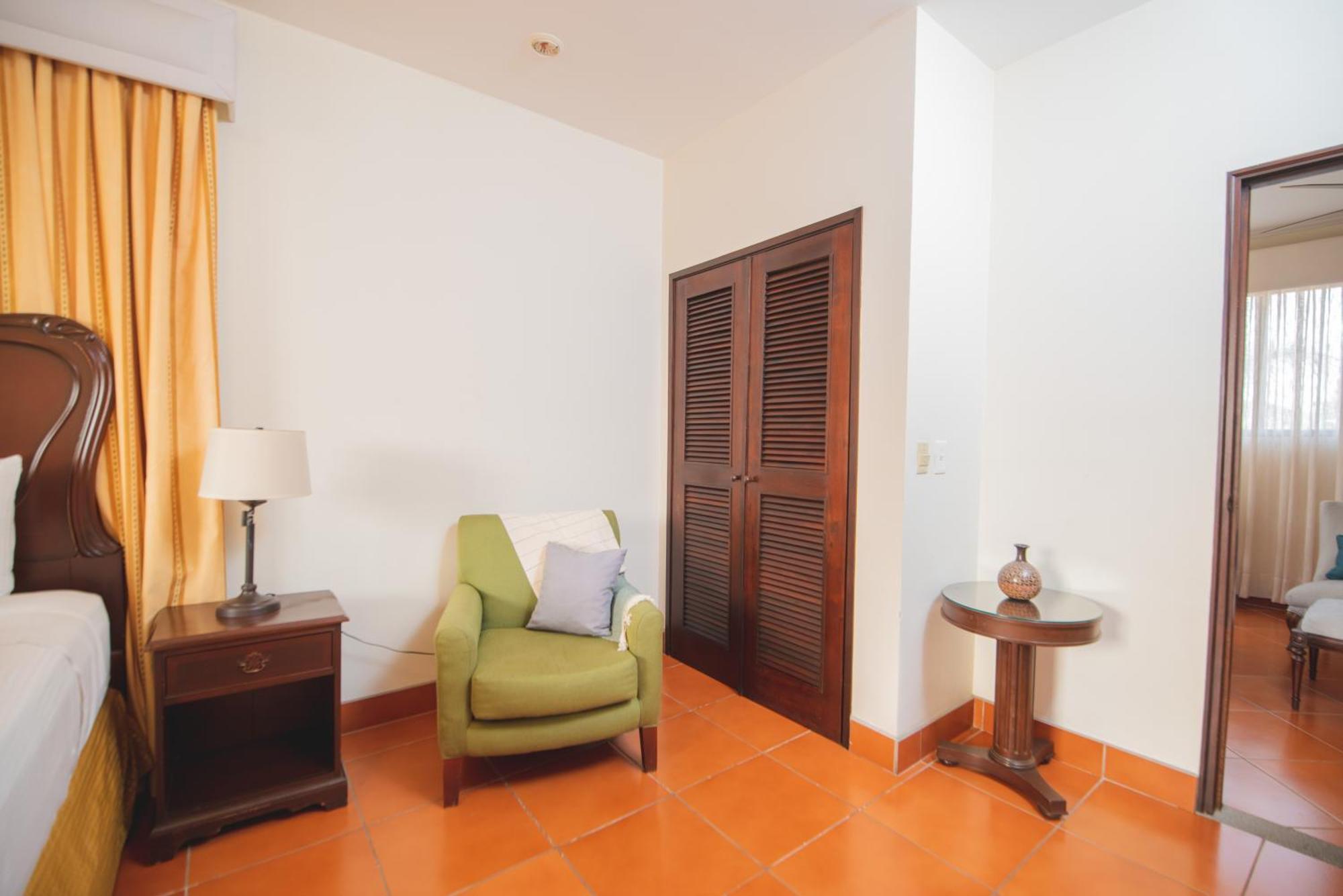 Hotel Los Portales Chinandega Exteriér fotografie