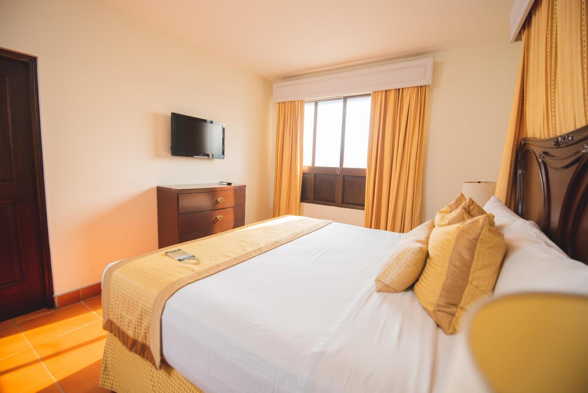 Hotel Los Portales Chinandega Exteriér fotografie