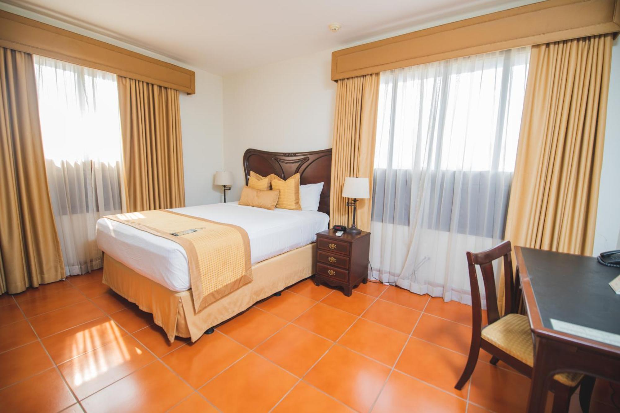 Hotel Los Portales Chinandega Exteriér fotografie